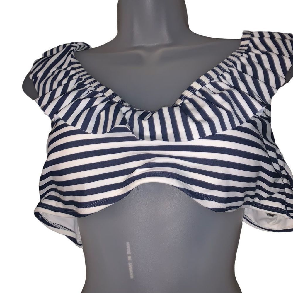 Vineyard Vines (Target) Swimsuit Top, Size XL